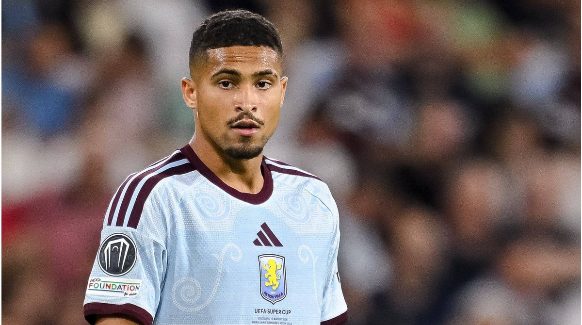 João Gomes sent off in first Aston Villa game - Is it the fastest Premier League debut red card?
