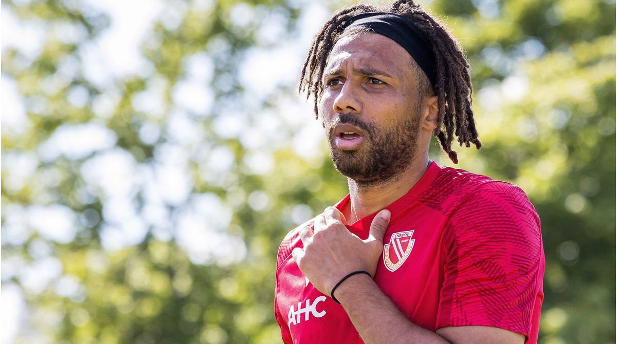 Energie Cottbus gives Guwara a new contract: 