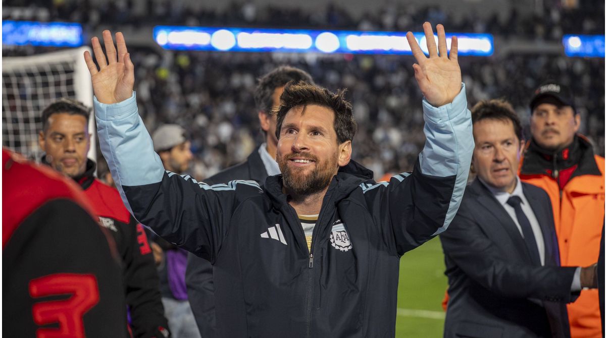 Lionel Messi Ends International Career in 3-0 Win Against Benin