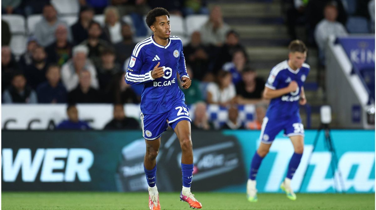 Transfer news LIVE: Man Utd in Louis Page talks, Liverpool want Sarr