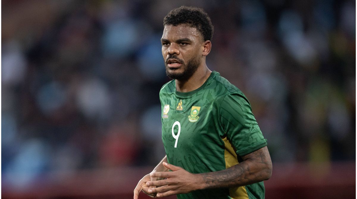 Lyle Foster set to join Houston Dynamo on loan from Burnley - Option below market value