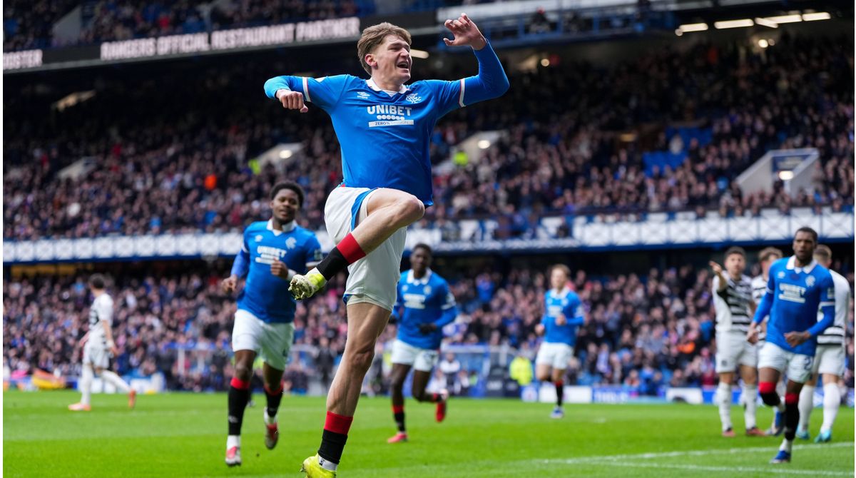 Czech Republic courts Rangers striker Naderi - | Third division record ...
