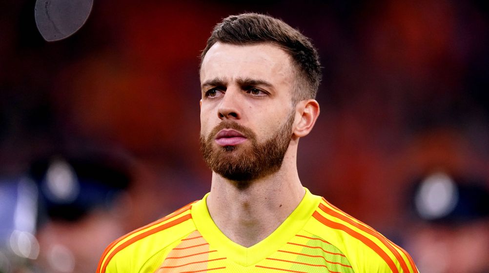 Angus Gunn Angus Gunn