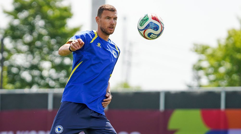 Älteste WM-Spieler: Bosniens Edin Dzeko schließt zu Roger Milla auf 