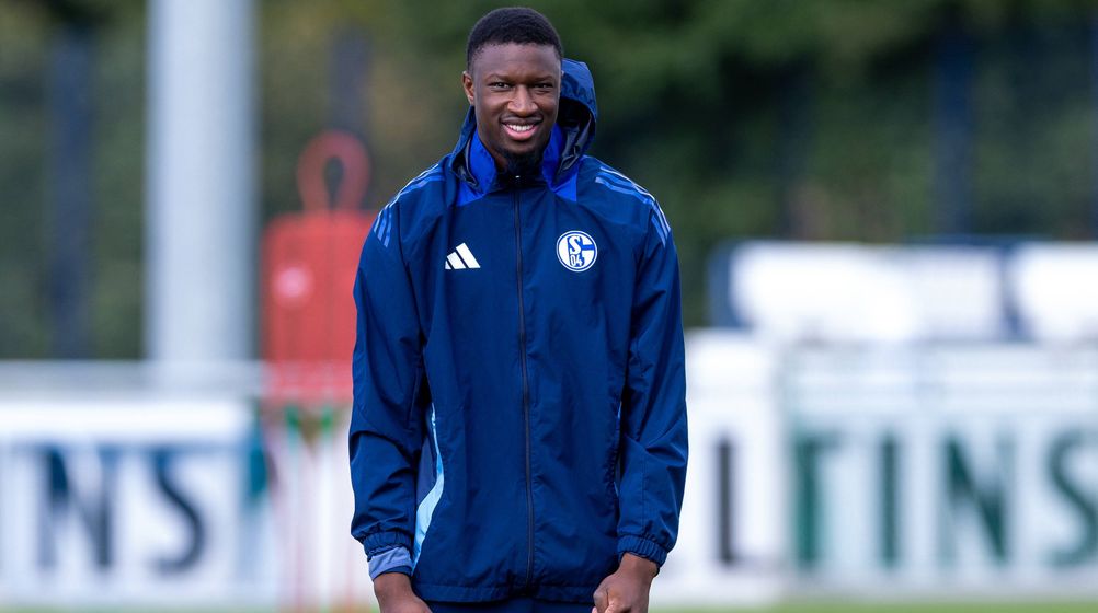 Schalke gibt Ladenhüter Ibrahima Cissé an FC Aarau ab