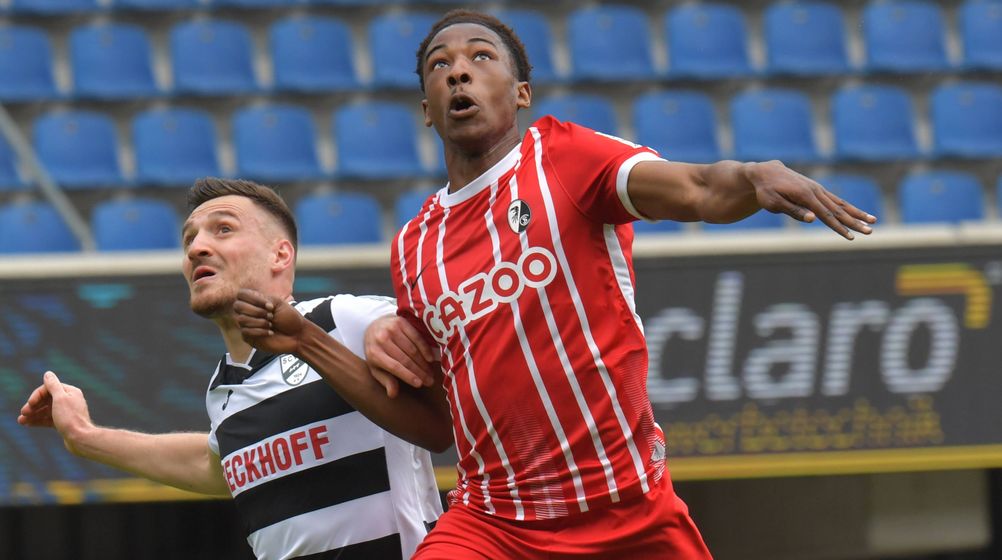 KSC holt Ezekwem vom SC Freiburg: Soll wieder an Profifußball herangeführt werden