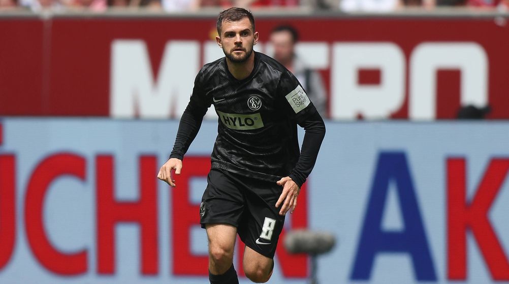 Bundesliga-Aufsteiger SV Elversberg zieht Kaufoption für HSV-Leihe Poreba