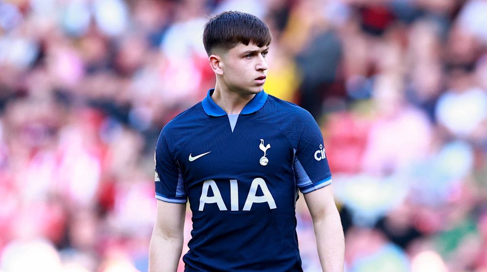 Tottenham verleiht BVB-Ziel Mikey Moore an Glasgow Rangers