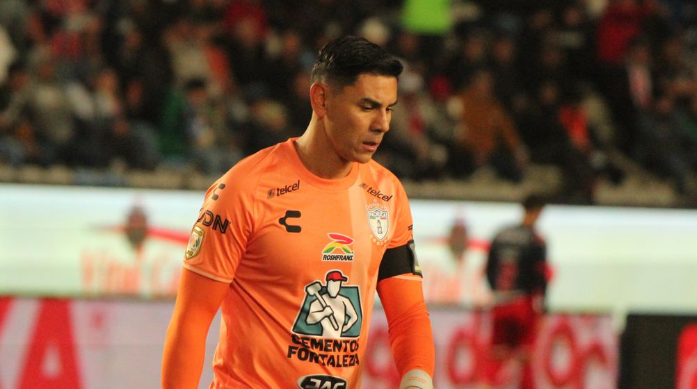 Óscar Ustari