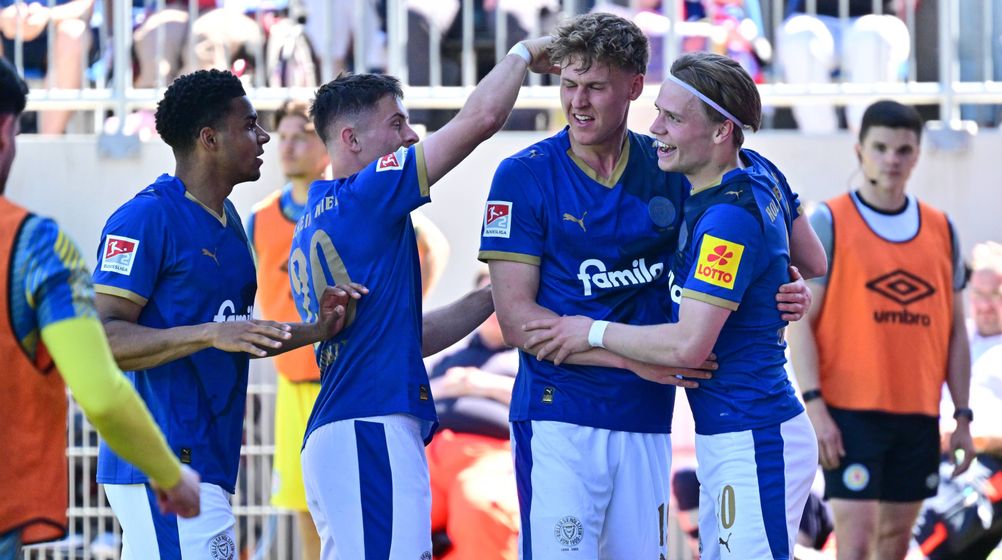 Holstein und Dynamo mit „Big Points“ im Zweitliga-Abstiegskampf 