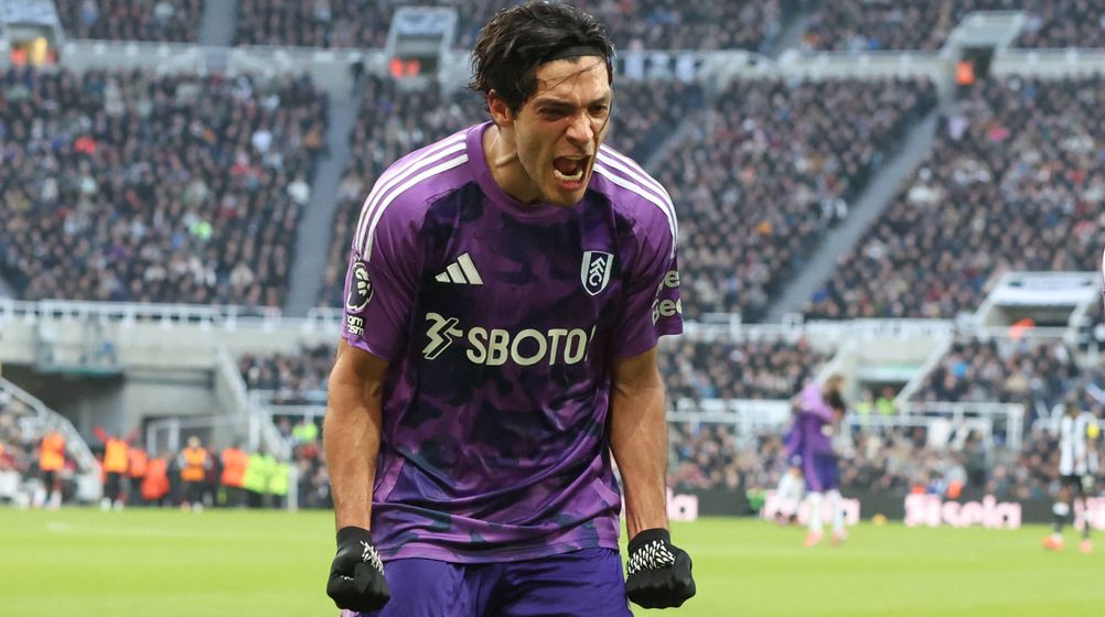 Fulham-Torjäger Raúl Jiménez auch in Bundesliga begehrt