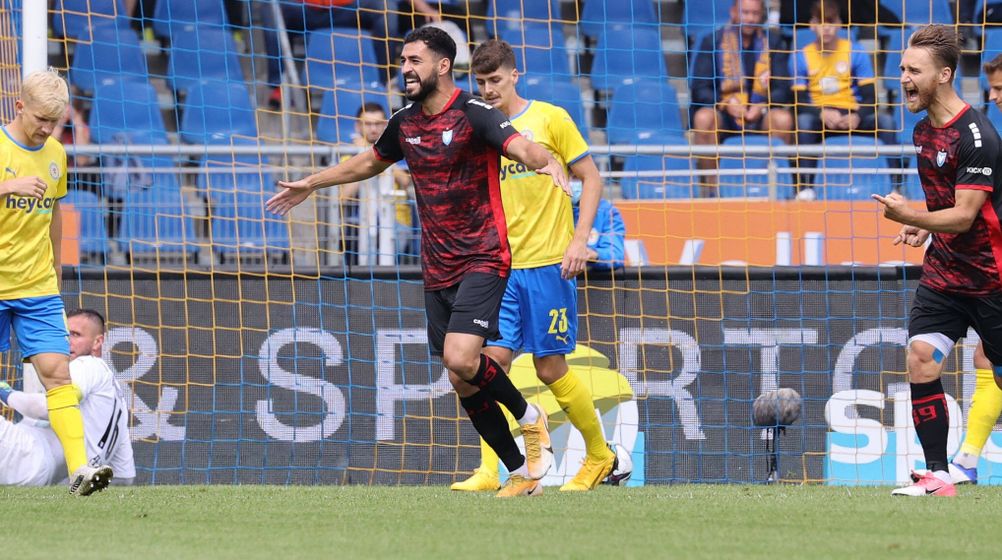 3. Liga: Viktoria Berlin stürmt auf Platz 1 – Eintracht Braunschweig geht unter