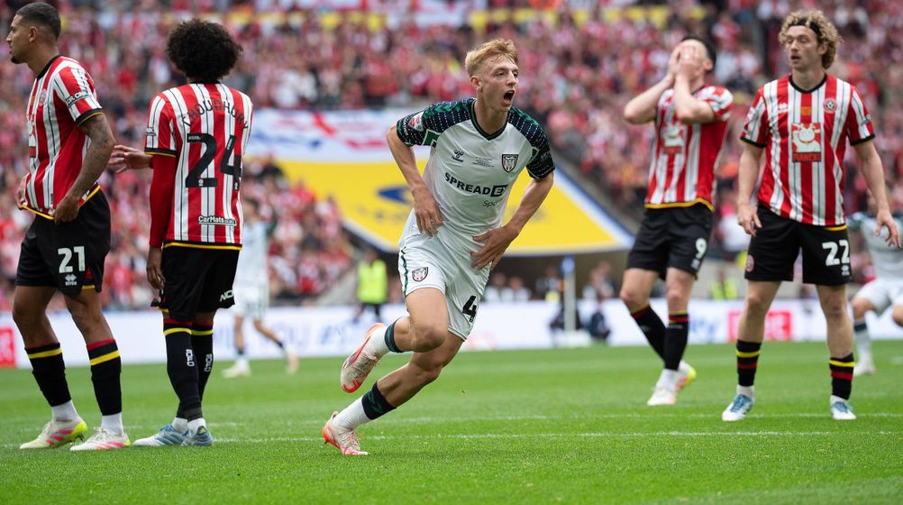 Last-Minute-Tor: Sunderland steigt in die Premier League auf