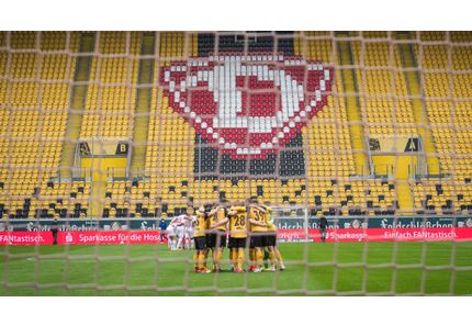 Rudolf-Harbig-Stadion, Dynamo Dresden