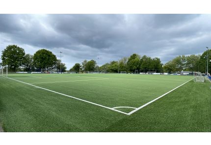 Victoria 1893 Hilversum - Sportpark Loosdrecht (2)