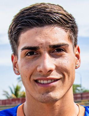 Lautaro Carreras