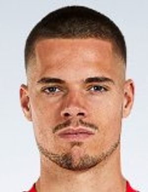 Julian Weigl Julian Weigl