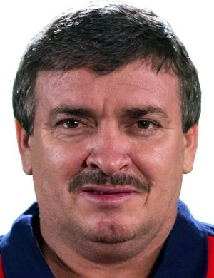 Óscar Ramírez