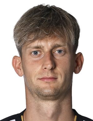 Roman Macek
