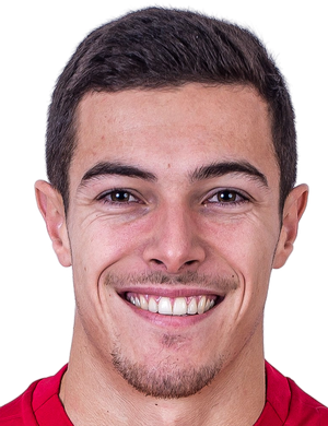 Miki Villar