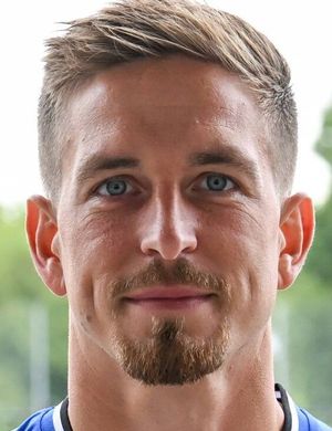 Bastian Oczipka