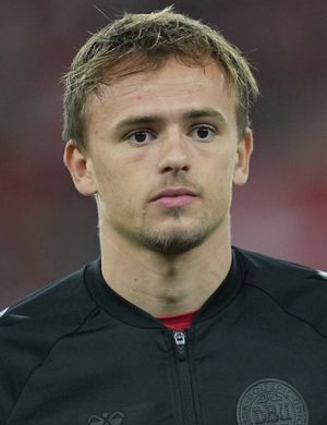 Mikkel Damsgaard Mikkel Damsgaard