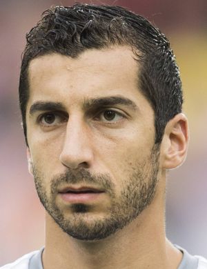 Il 35-anni 178 cm alto Henrikh Mkhitaryan nel 2024