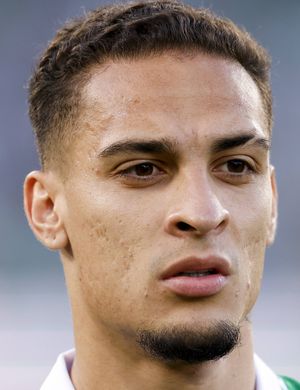 24-25 レアル・ベティス 7番 アントニー Amazon.co.jp: [EESDCOS] 24-25年 レアル・ベティスアントニー 7