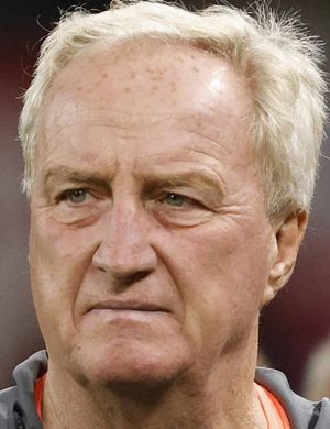 Ray Lewington