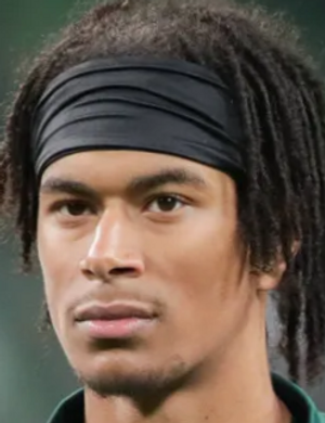 Maxi Oyedele Maxi Oyedele