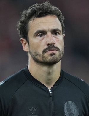 Thomas Delaney Thomas Delaney