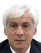 Qizlarning tukli mushuk fotosuratlari