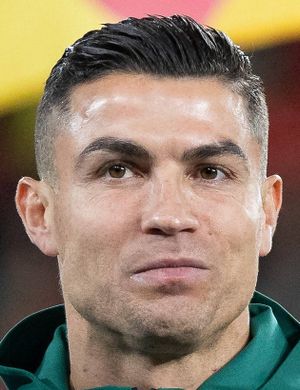 Mondiale, la classifica stipendi: Ronaldo guadagna 4 volte Haaland, 2 ex Milan in top15
